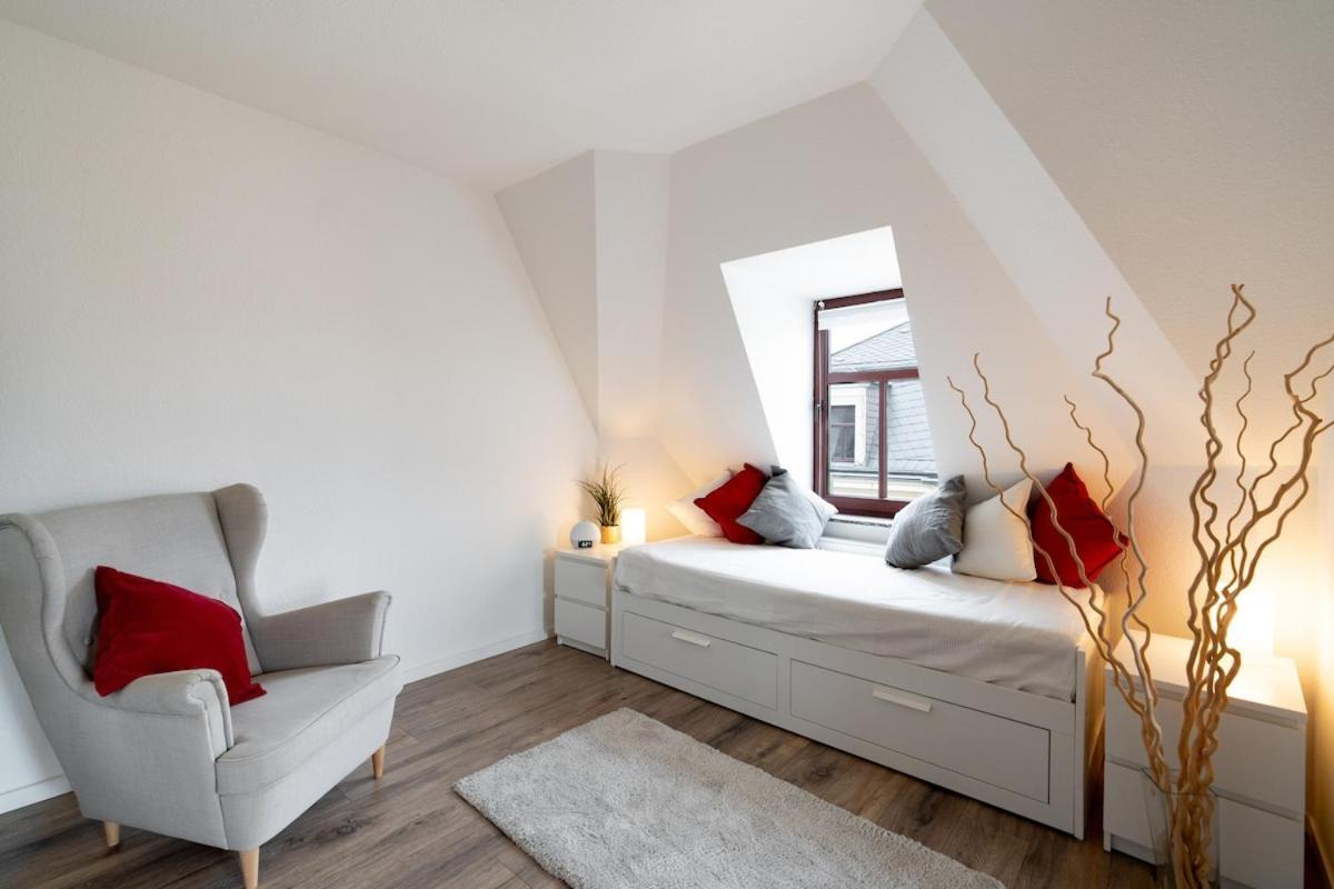 Gemuetliche Barrierefreie Dachgeschosswohnung Apartment