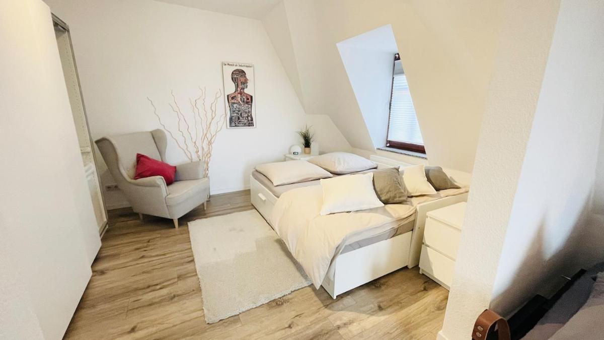 Gemuetliche Barrierefreie Dachgeschosswohnung Apartment