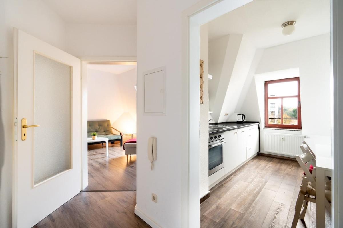 Apartment Gemuetliche Barrierefreie Dachgeschosswohnung *