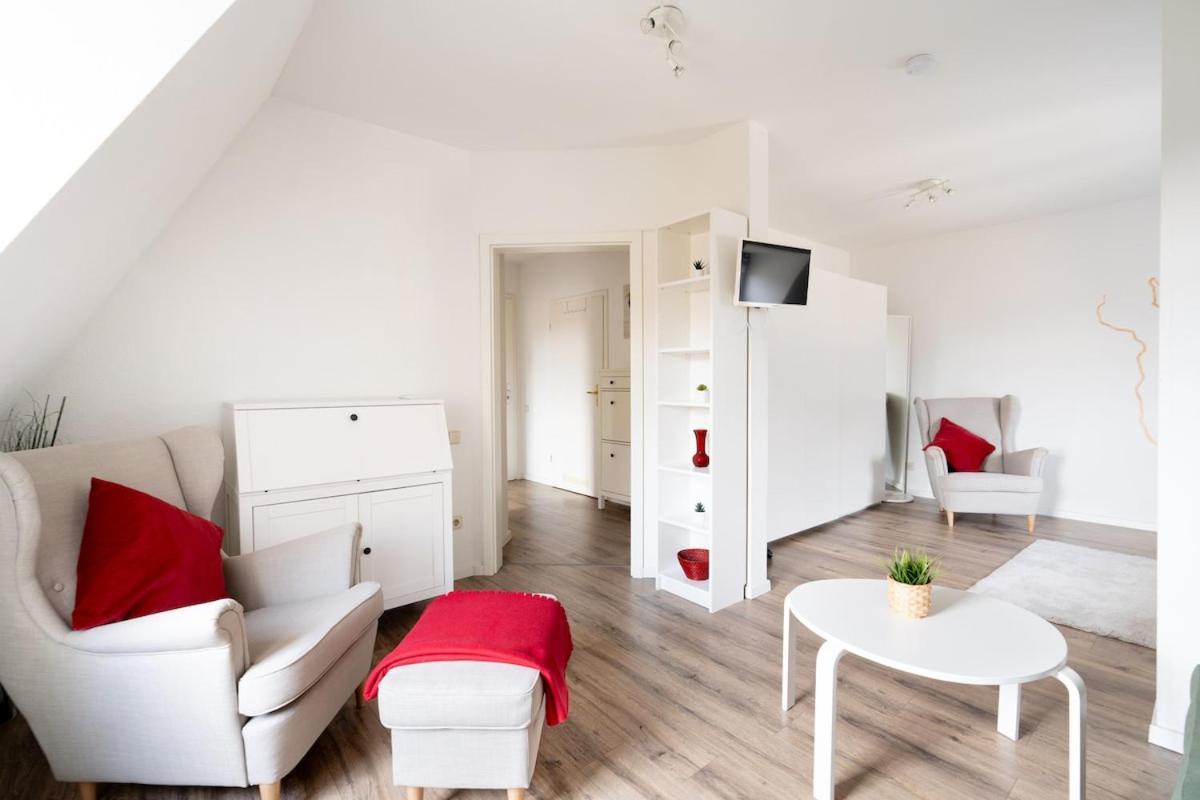 Gemuetliche Barrierefreie Dachgeschosswohnung * Dresden